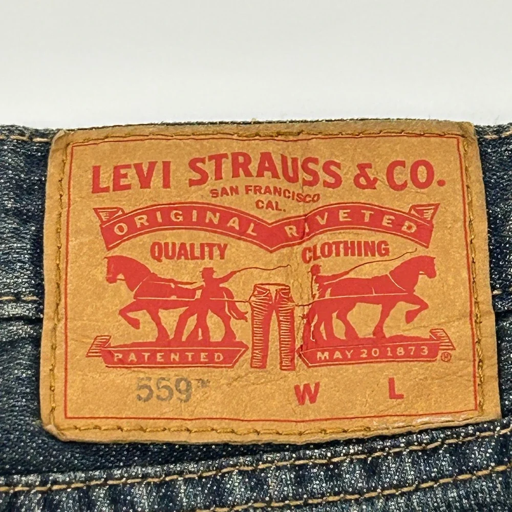 Levi's 559 Relaxed Straight Jeans Mens 48x32 Blue Medium Wash 100% Cotton NEW